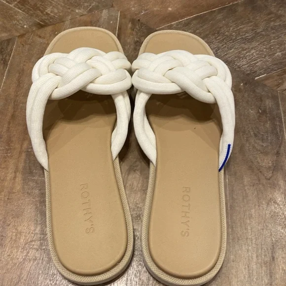 Rothy's Summer Sandal in White Sand [Size: 11.5] - Picture 4 of 6